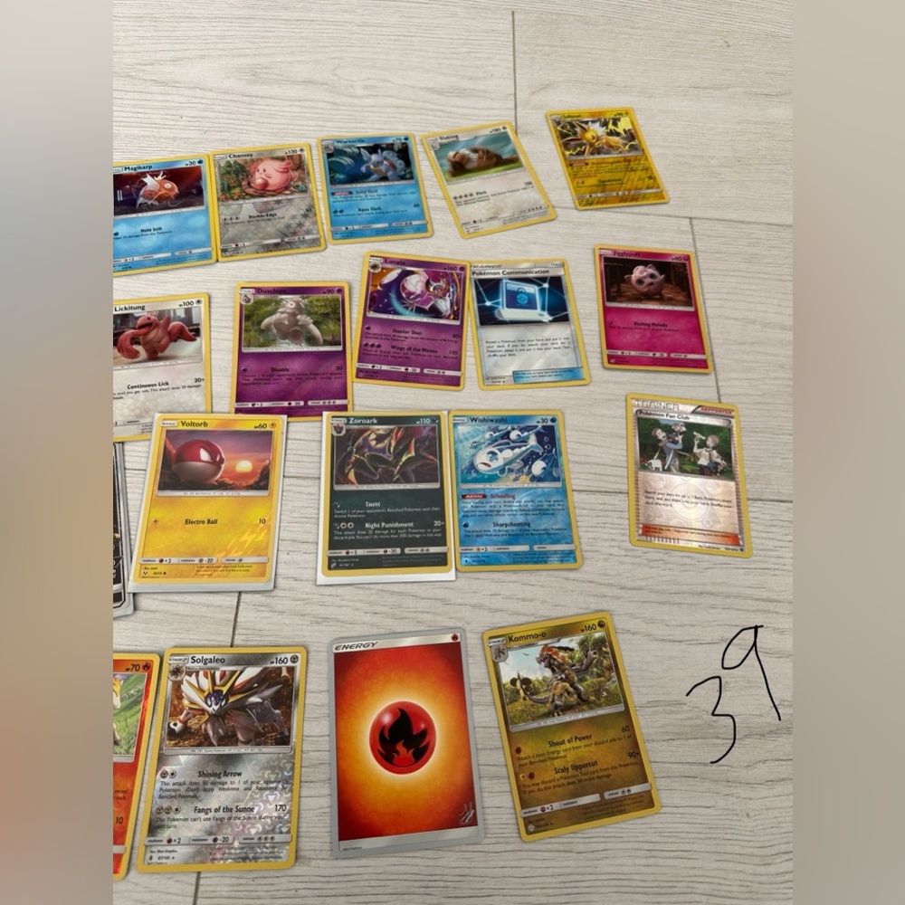 Pokemon lot cards- 30 + cards - Picture 4 of 4